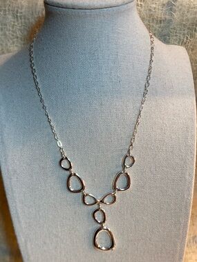 SAQ Silver Tone Organic Link Necklace 17” Adjustable Modern Minimalist Drop
